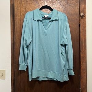 QUARTER ZIP SWEATSHIRT